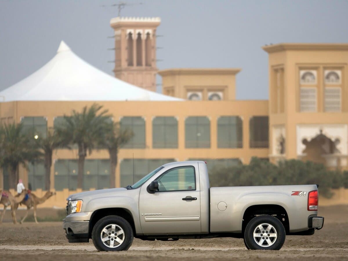 GMC Sierra II (GMT900) — Yandan