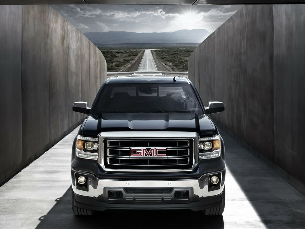 GMC Sierra III (K2XX) — Öndən