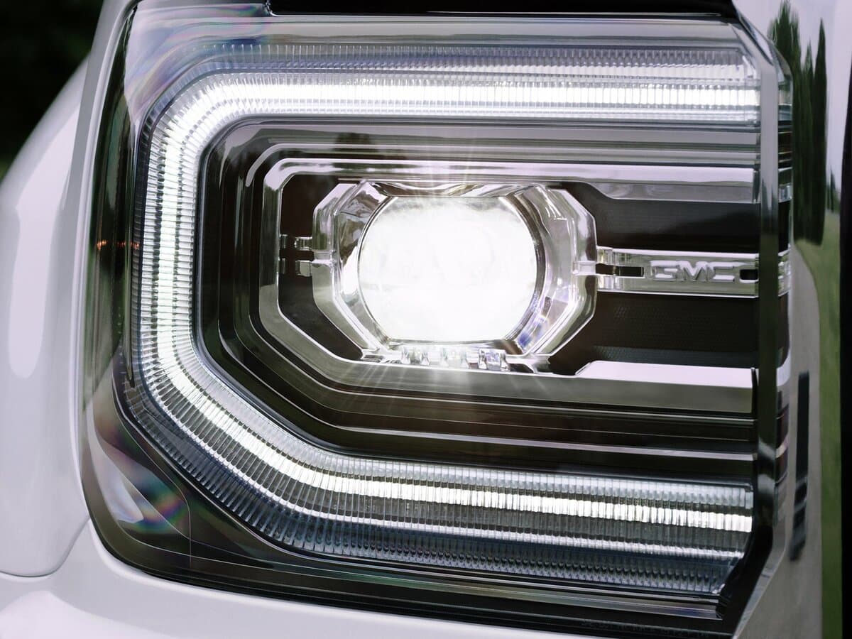 GMC Sierra III (K2XX) Restayling — Fara
