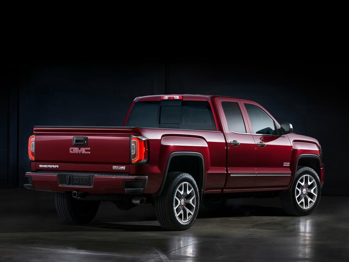 GMC Sierra III (K2XX) Restayling — 3/4 arxadan