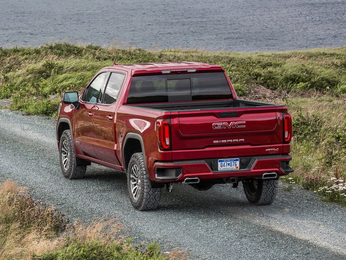 GMC Sierra IV — 3/4 arxadan