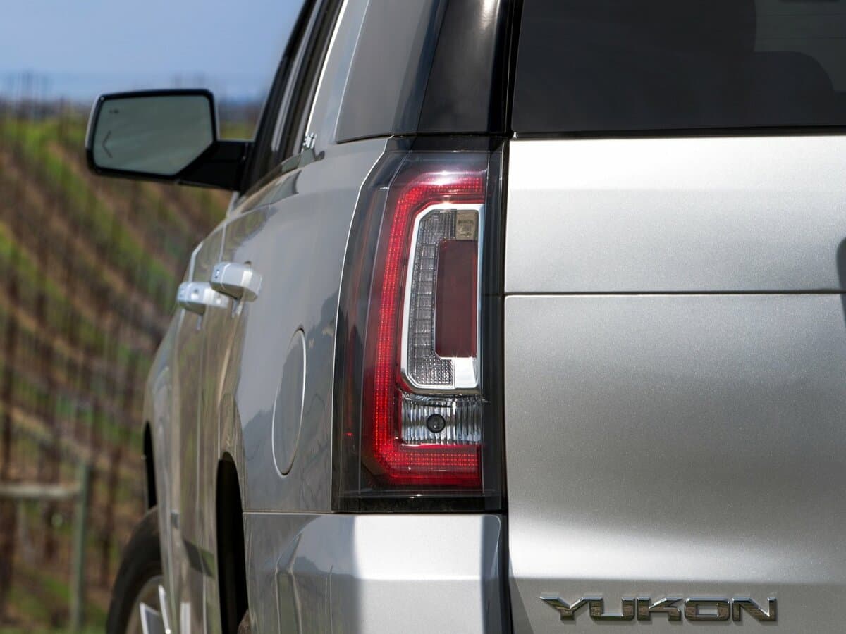 GMC Yukon IV (GMT K2UG) — Detal