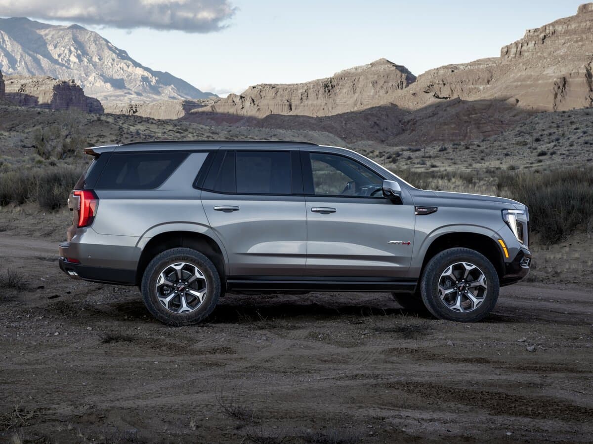 GMC Yukon V Restayling — Yandan