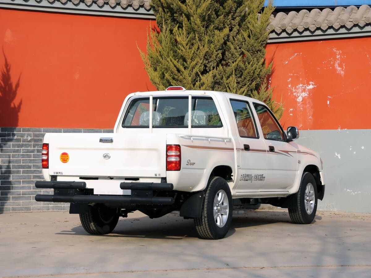 Great Wall Deer 1996 – 2013 — 3/4 arxadan