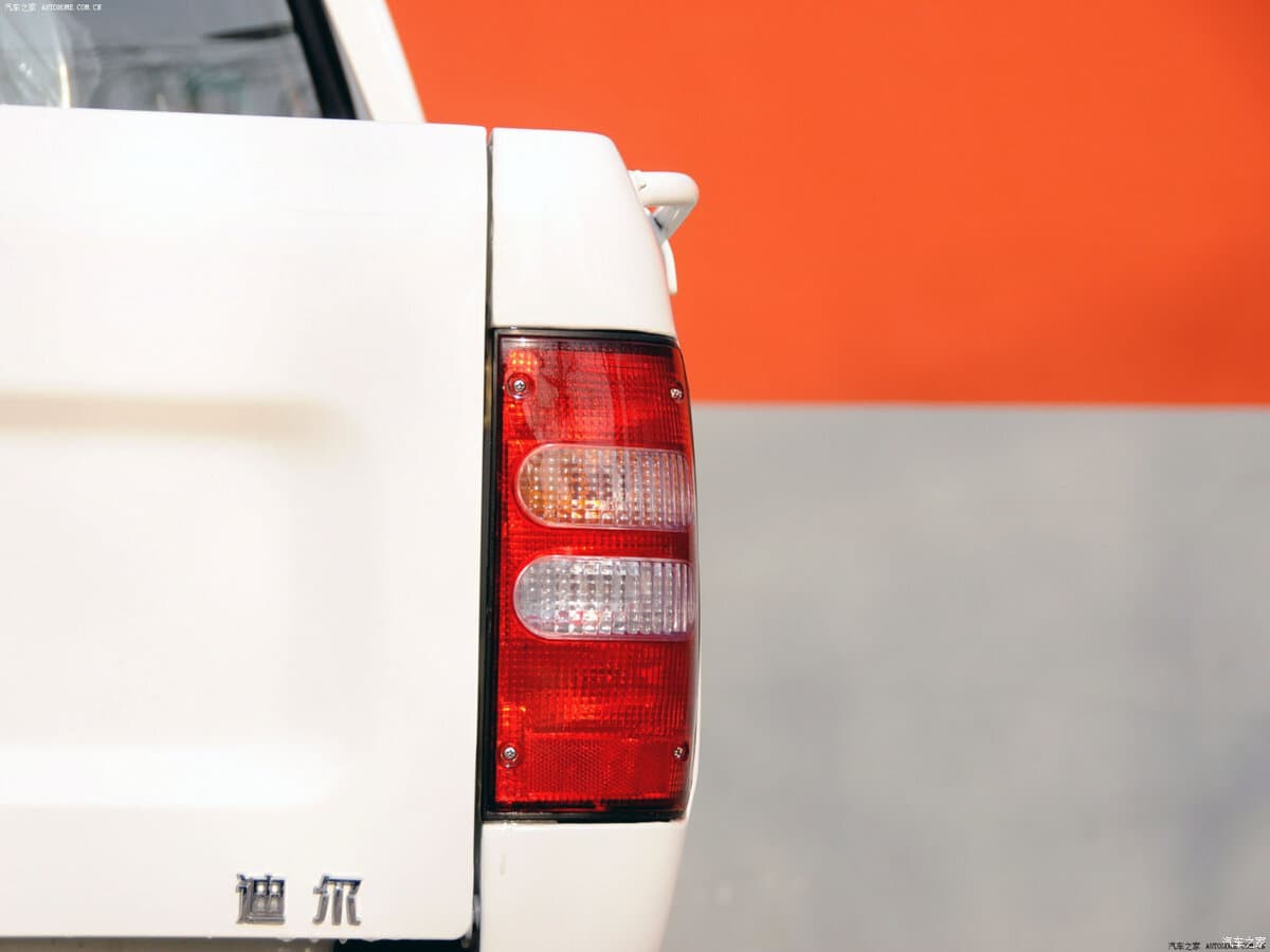 Great Wall Deer 1996 – 2013 — Detal