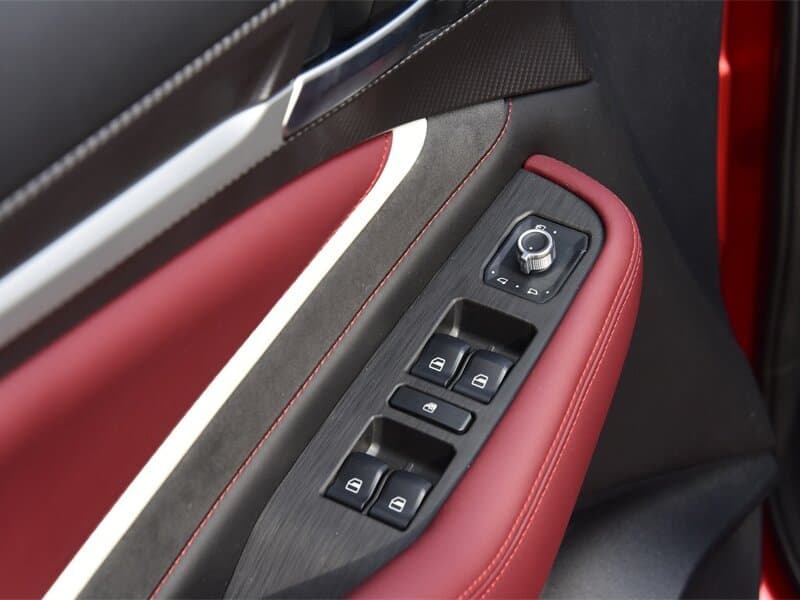 Haval F7x I — Qapı