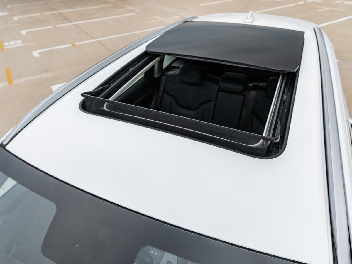 Haval H6 III — Salon, arxadan