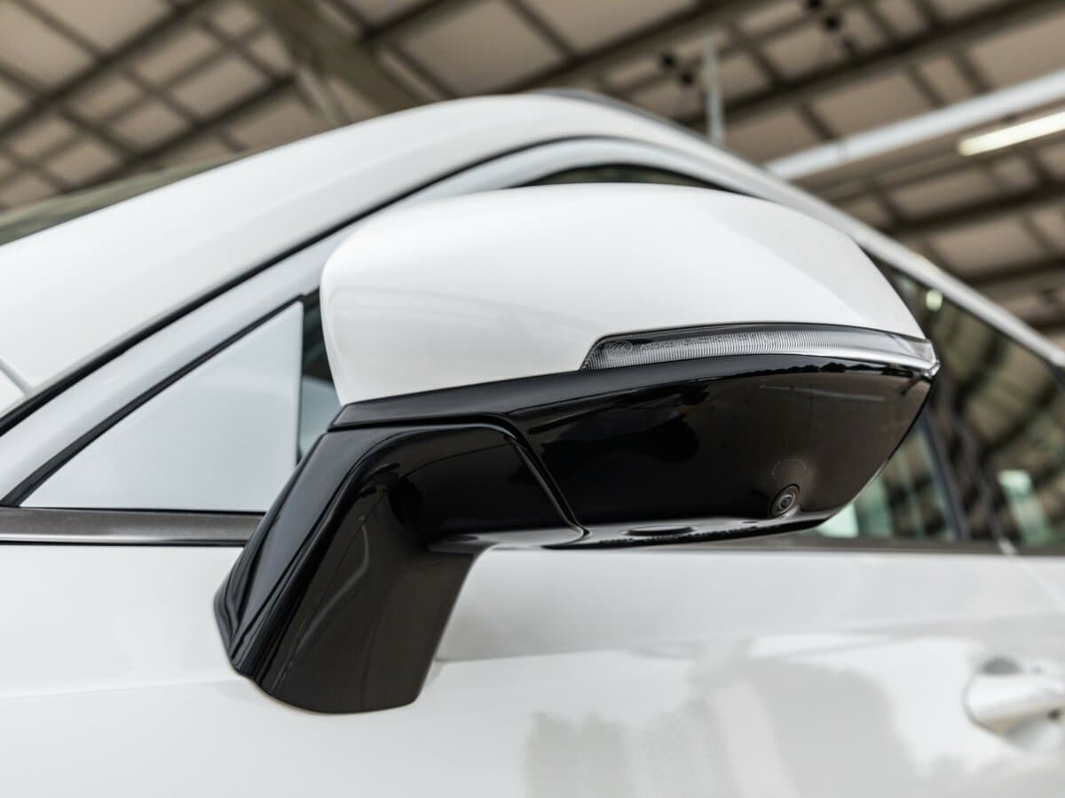 Haval H6 III — Yan güzgü