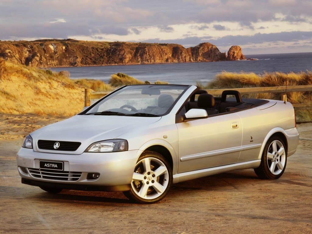 Holden Astra IV (TS) — Əsas şəkil