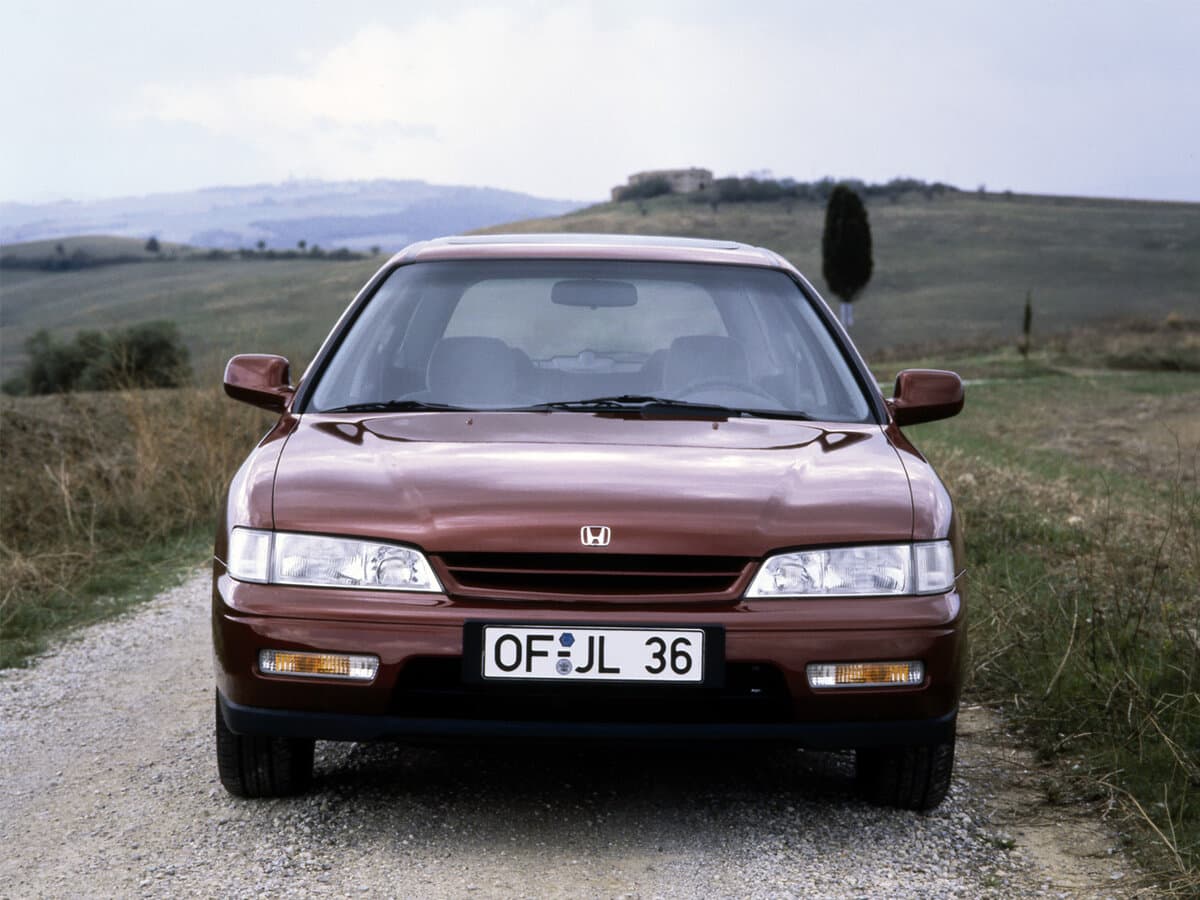 Honda Accord V — Öndən