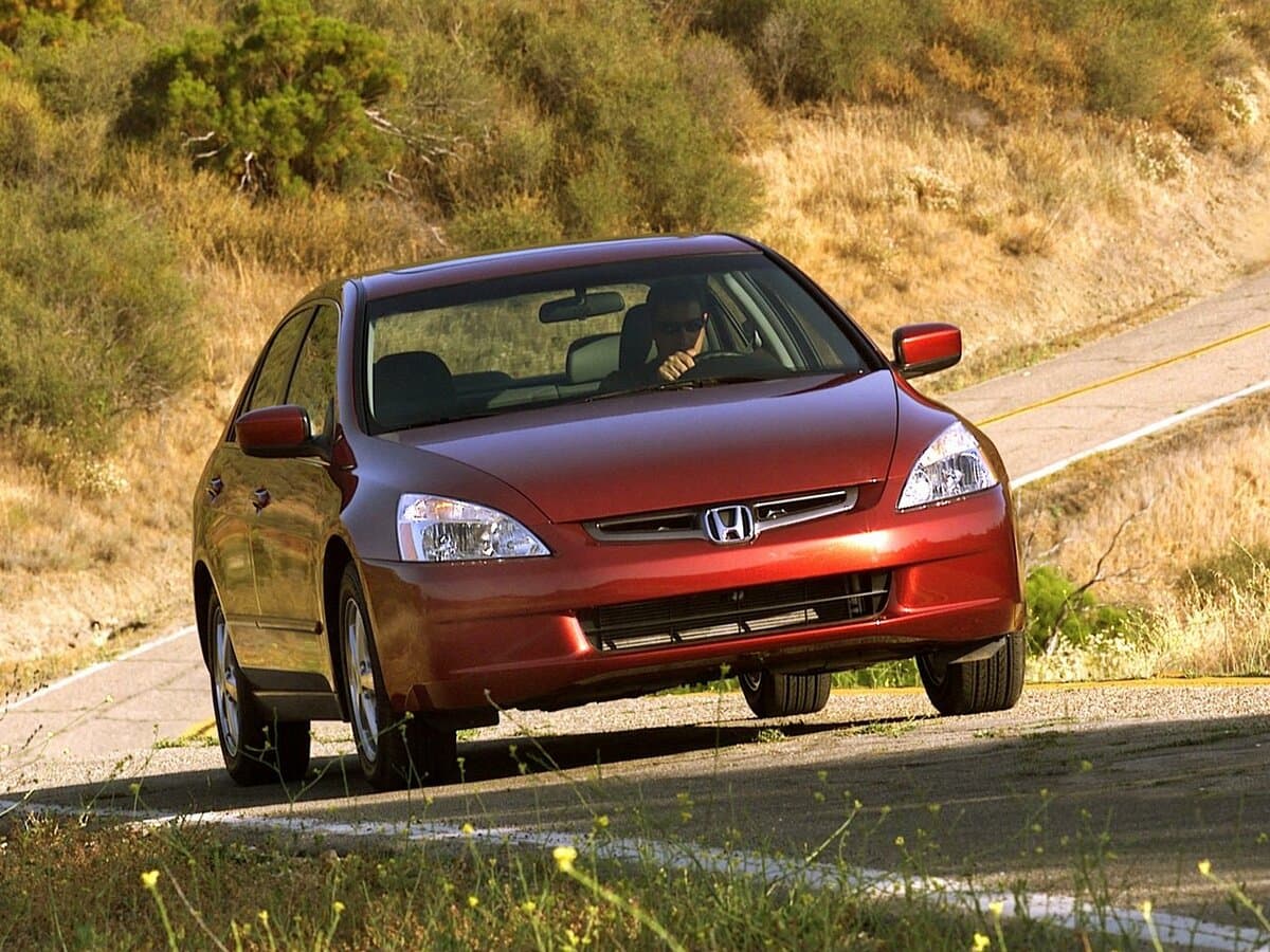 Honda Accord VII — Öndən