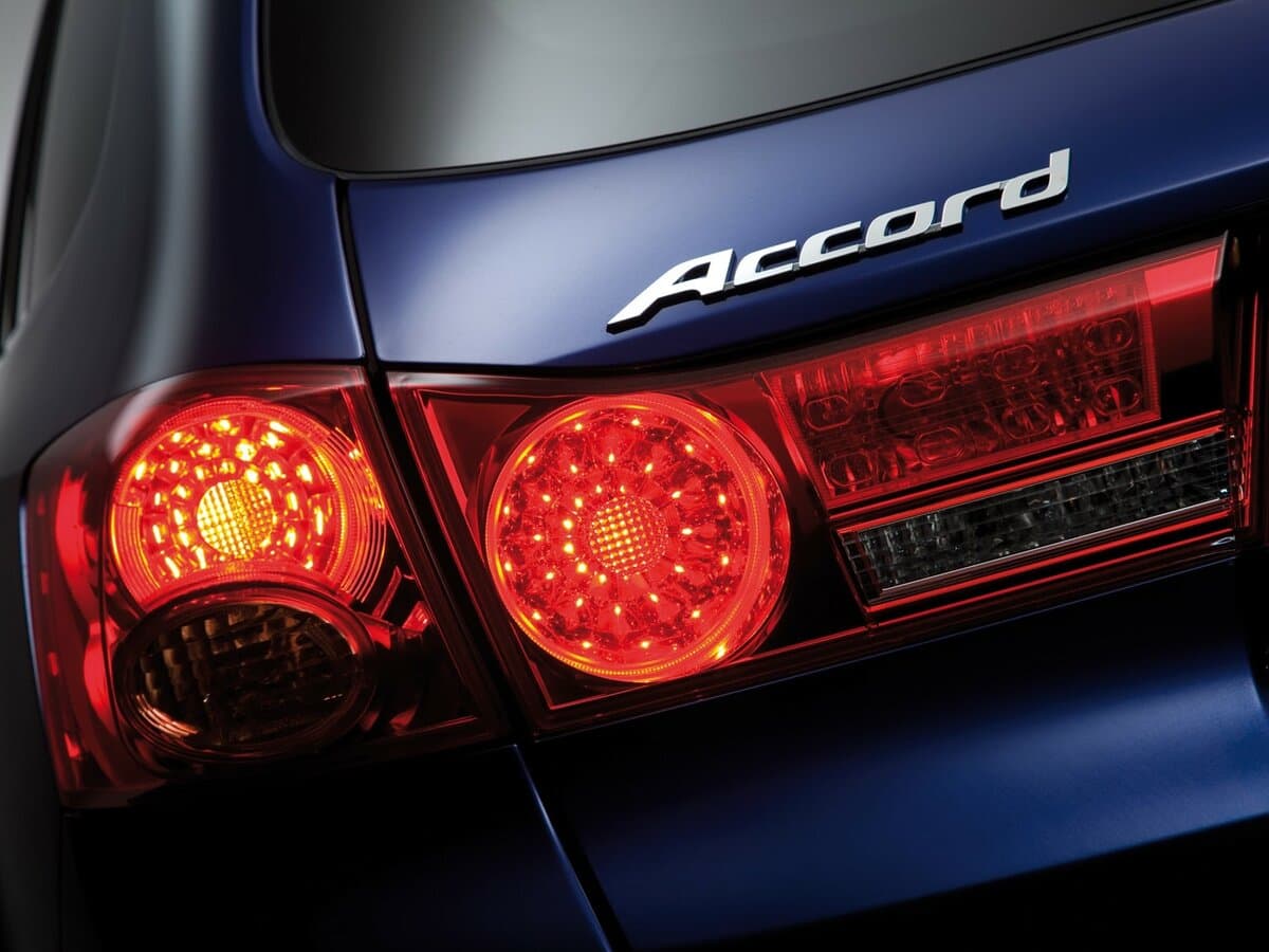 Honda Accord VIII — Detal