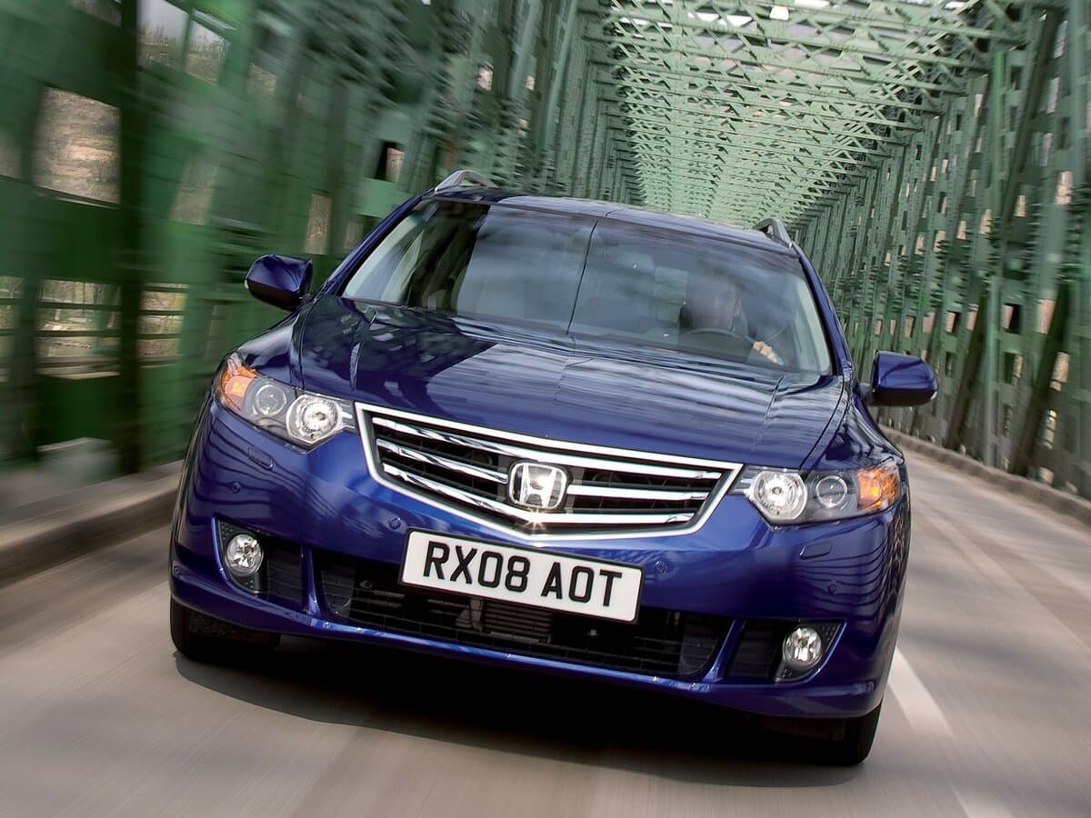 Honda Accord VIII — Öndən