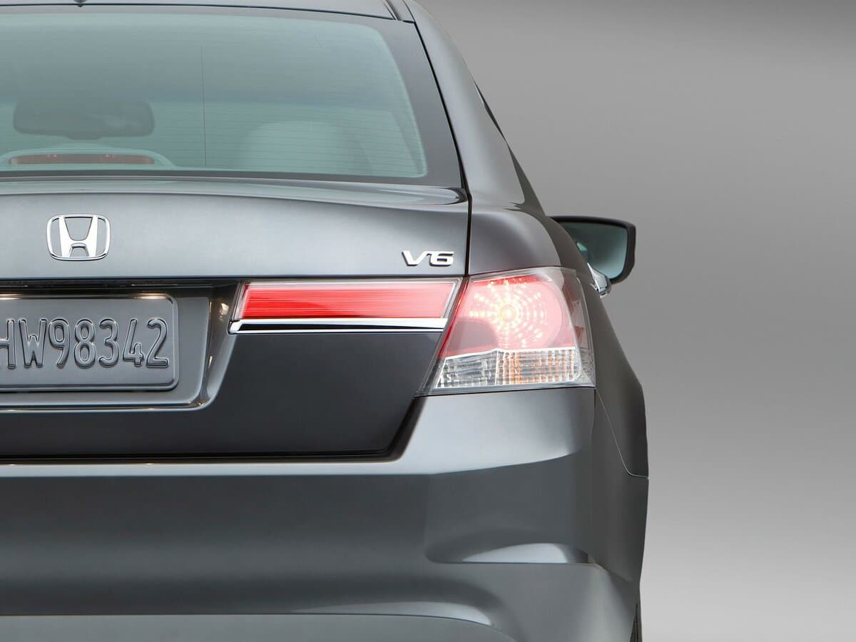 Honda Accord VIII Restayling — Detal