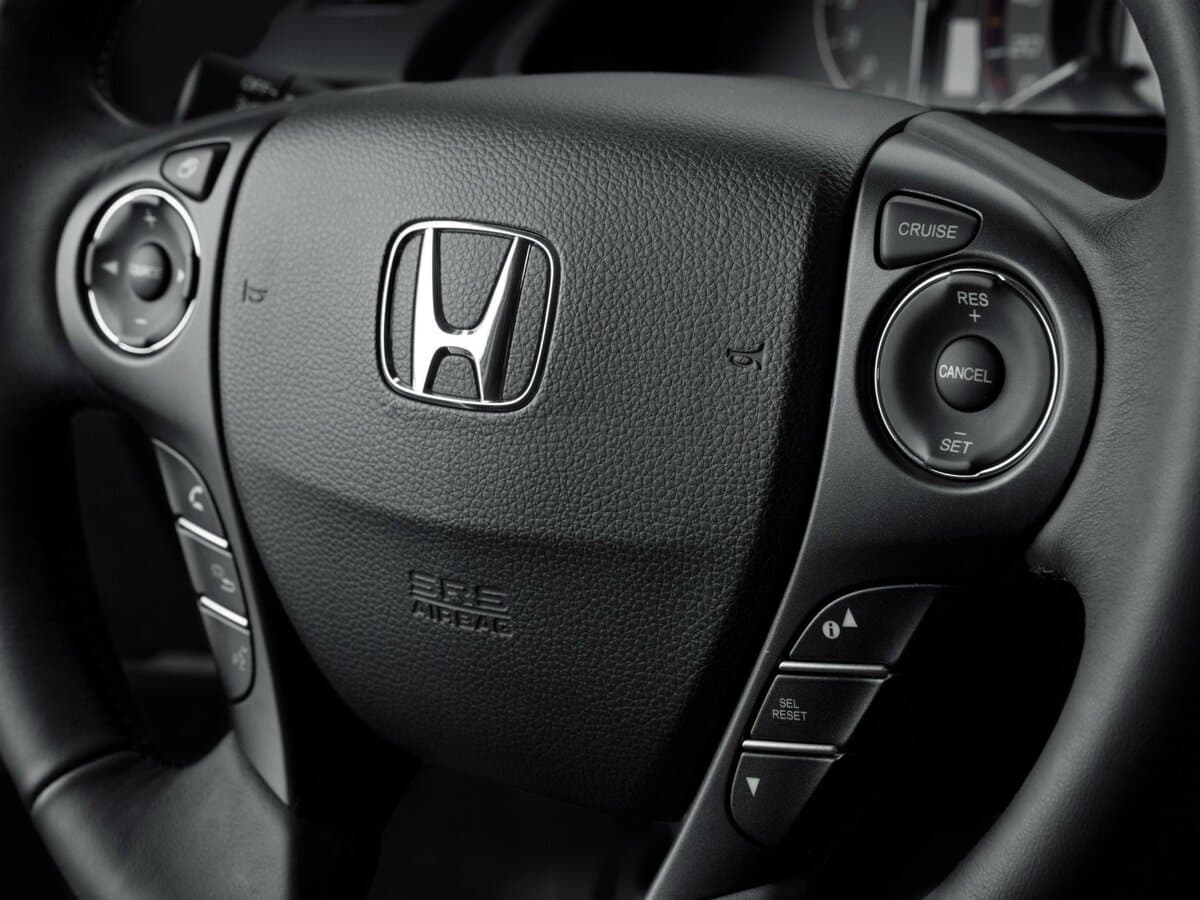 Honda Accord IX — Sükan