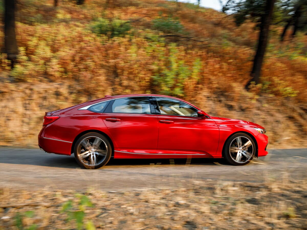 Honda Accord X Restayling — Yandan