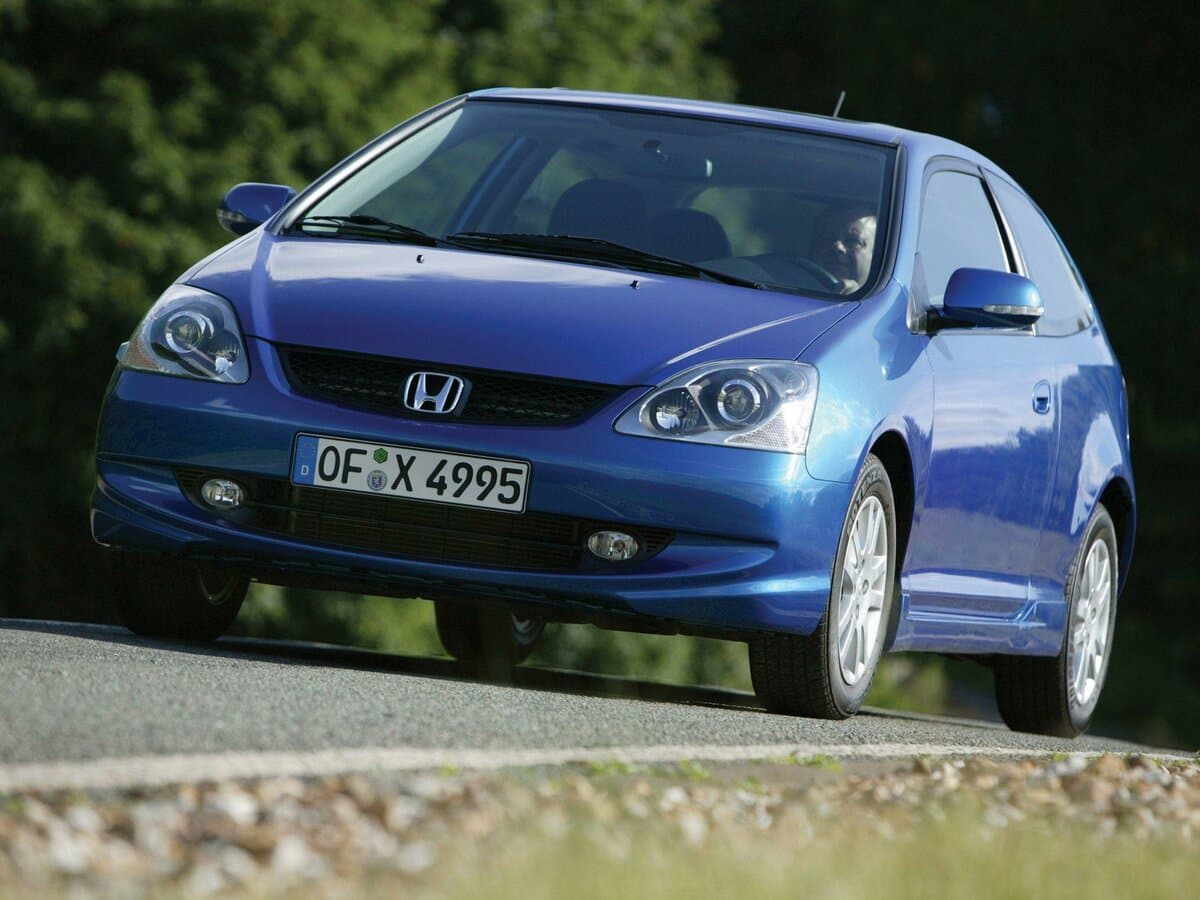 Honda Civic VII Restayling — Öndən