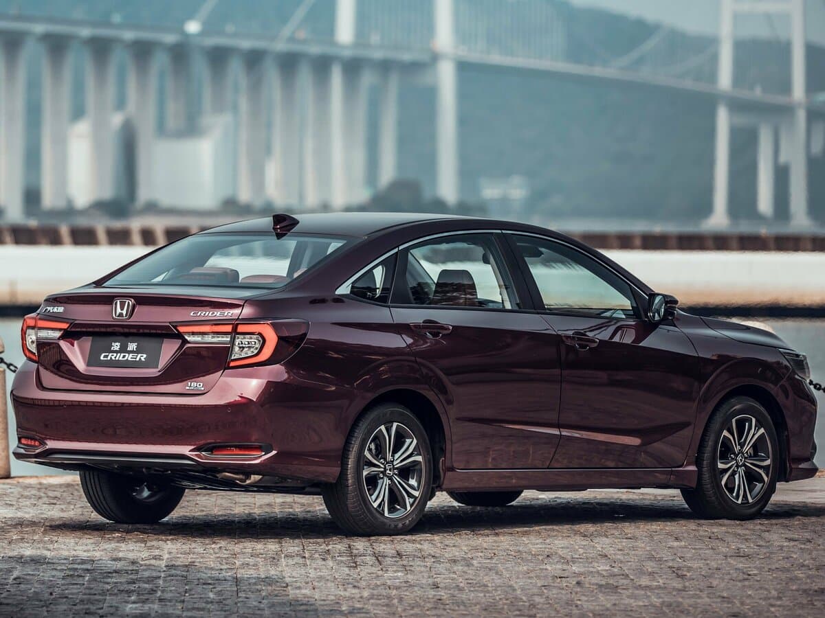 Honda Crider II Restayling — 3/4 arxadan