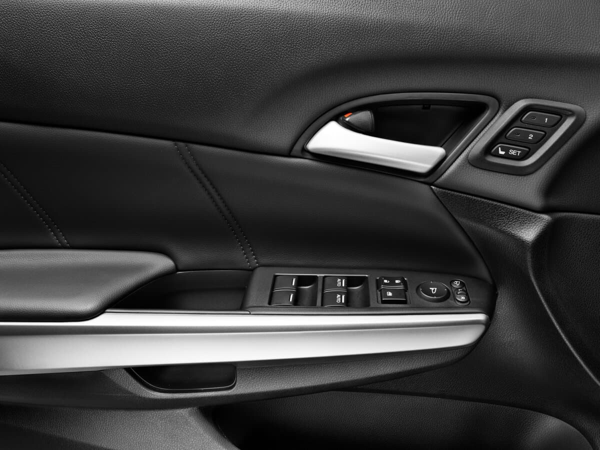 Honda Crosstour I Restayling — Qapı
