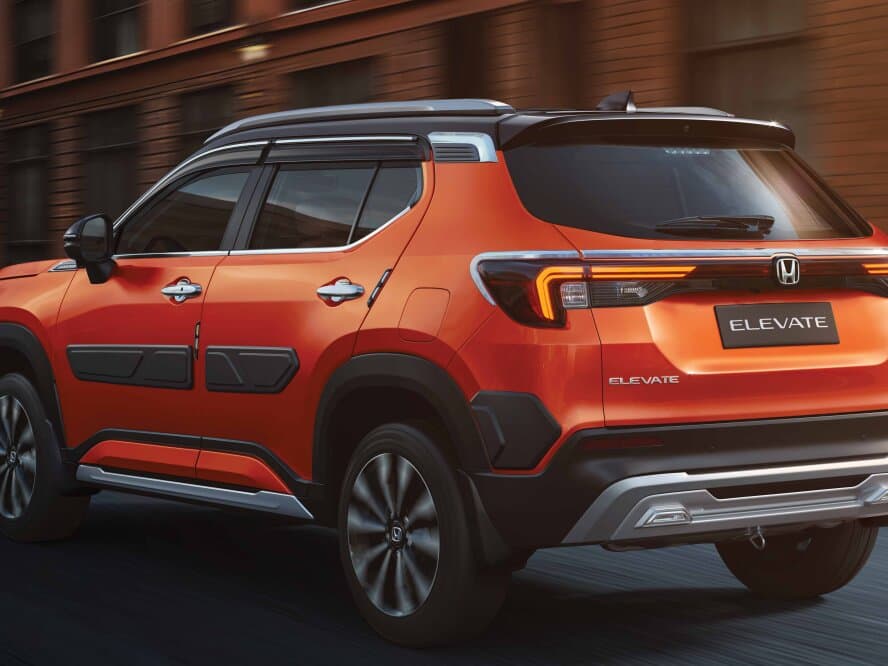 Honda Elevate 2023 – indiyədək — 3/4 arxadan