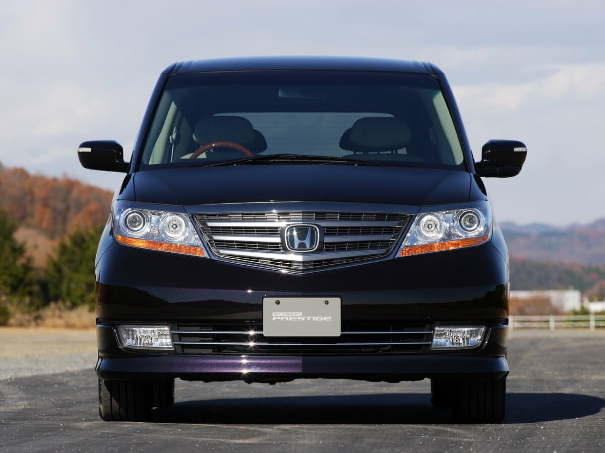 Honda Elysion I Restayling — Öndən