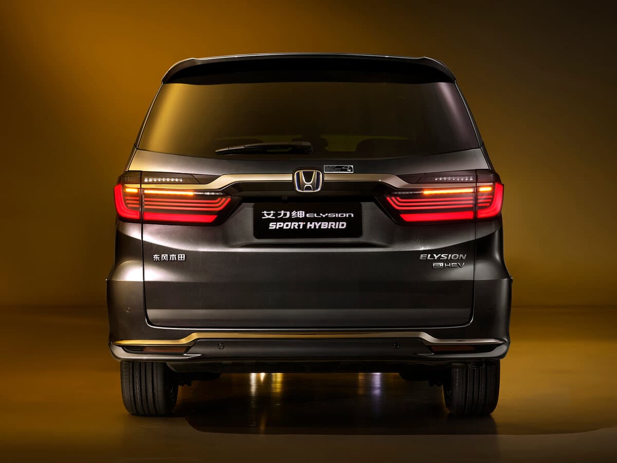 Honda Elysion II Restayling 2 — Arxadan
