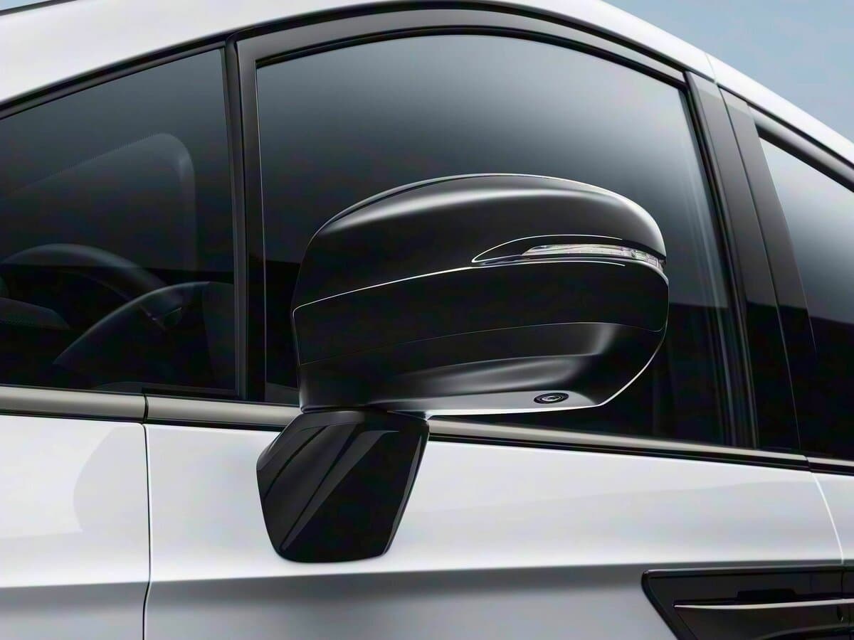 Honda Elysion II Restayling 3 — Yan güzgü