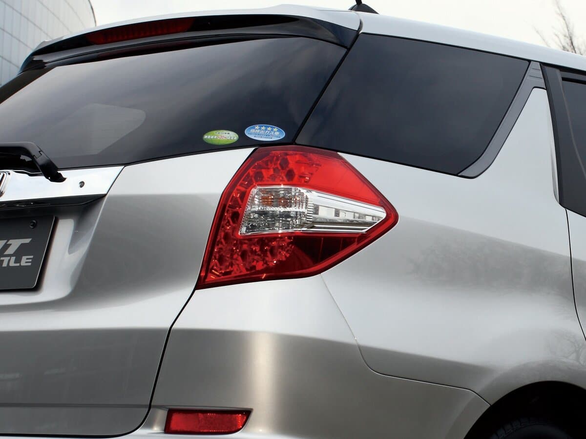 Honda Fit Shuttle I — Detal