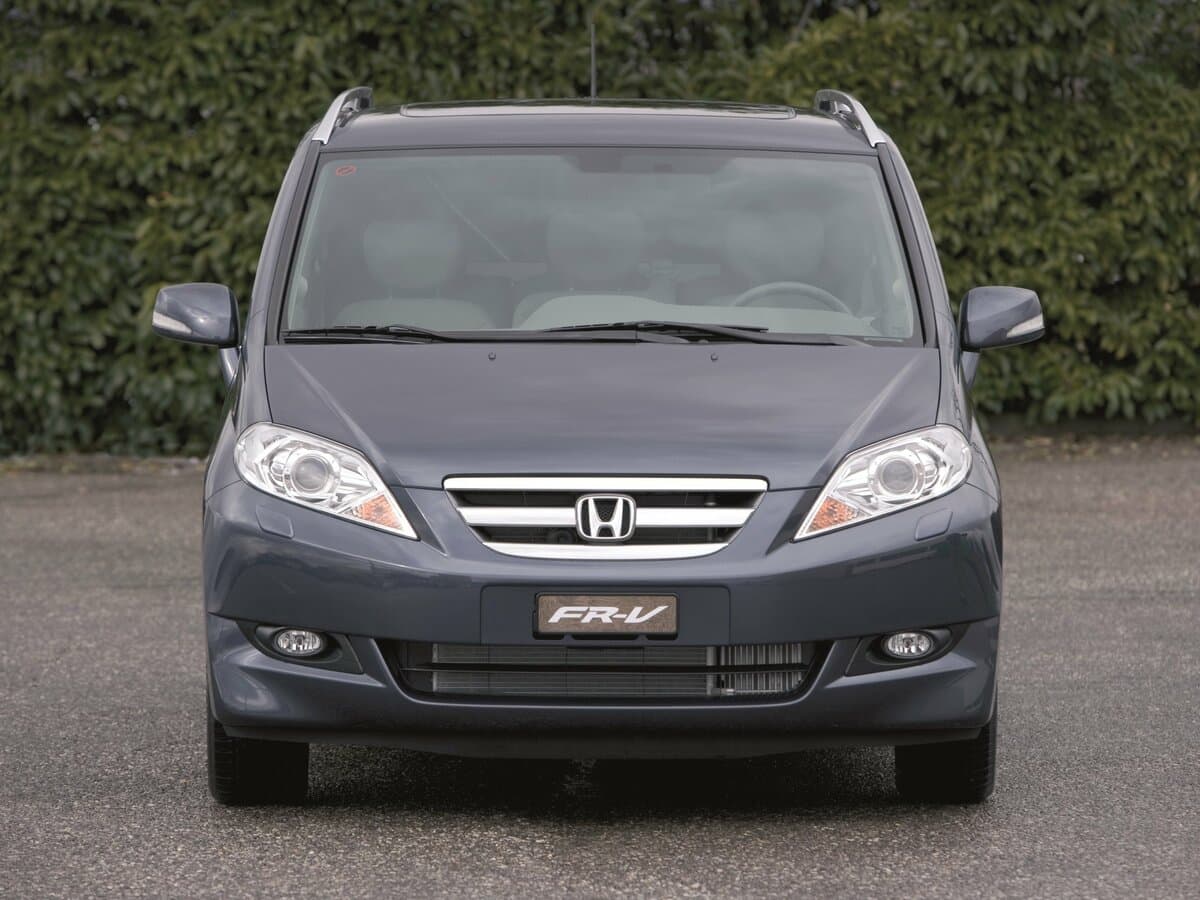 Honda FR-V 2004 – 2009 — Öndən