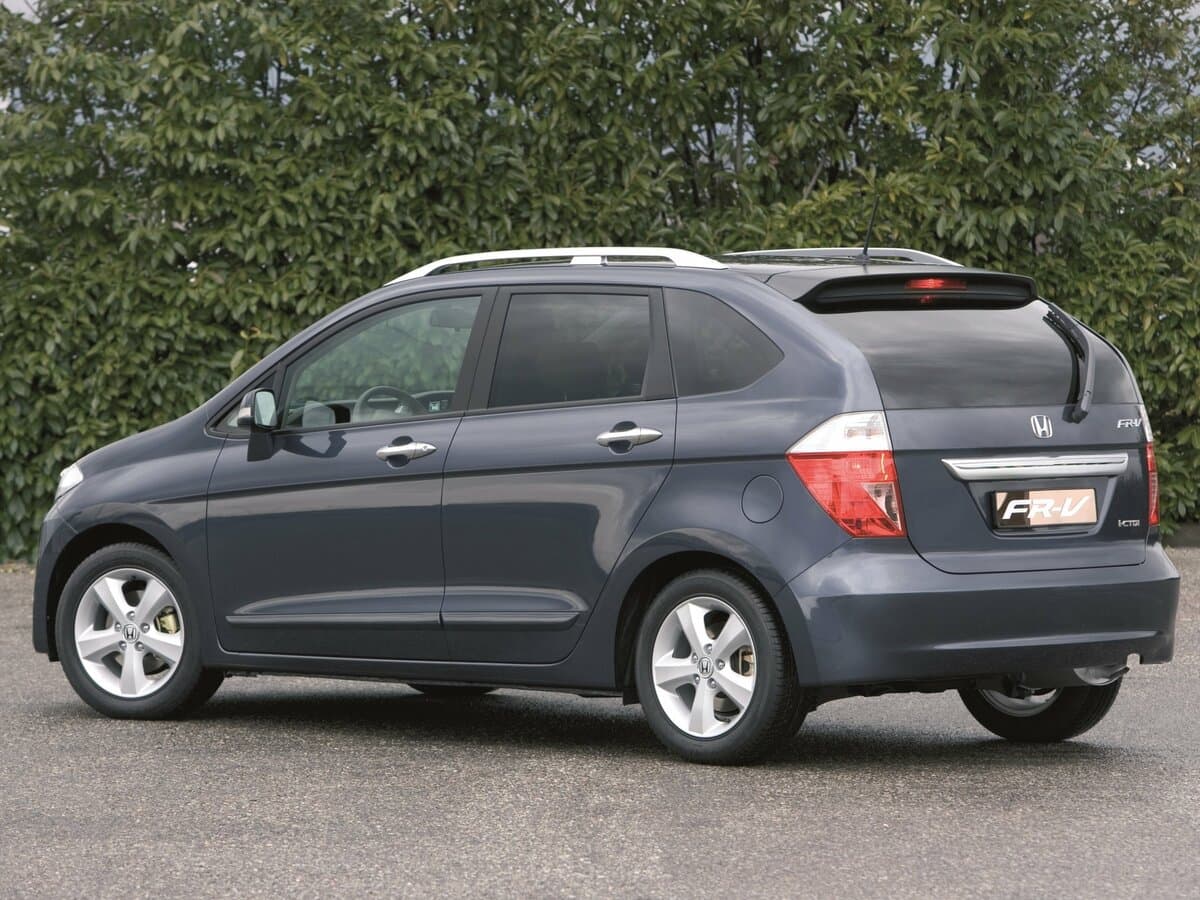 Honda FR-V 2004 – 2009 — 3/4 arxadan