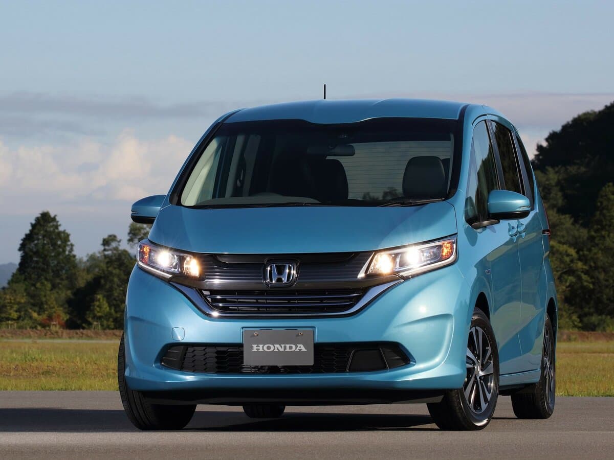 Honda Freed II — Öndən