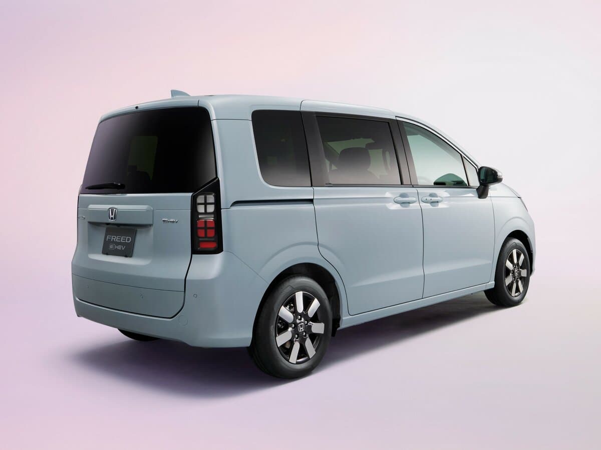 Honda Freed III — 3/4 arxadan