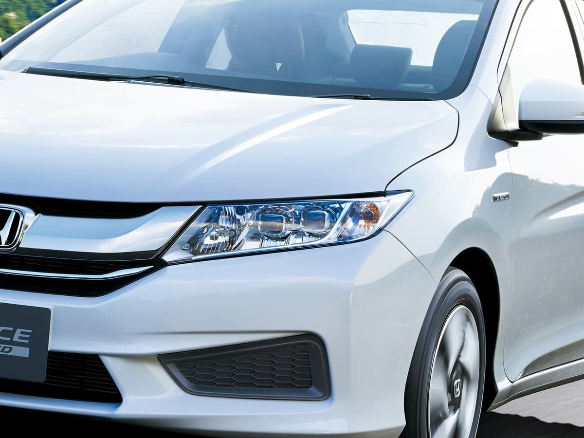 Honda Grace I — Fara