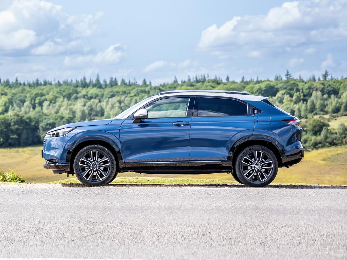 Honda HR-V III Restayling — Yandan