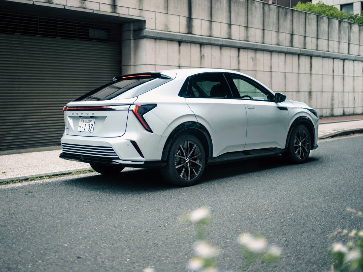 Honda Insight IV — 3/4 arxadan