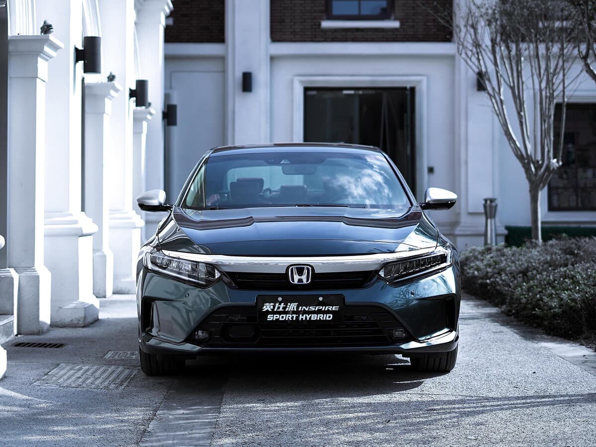 Honda Inspire VI Restayling — Öndən