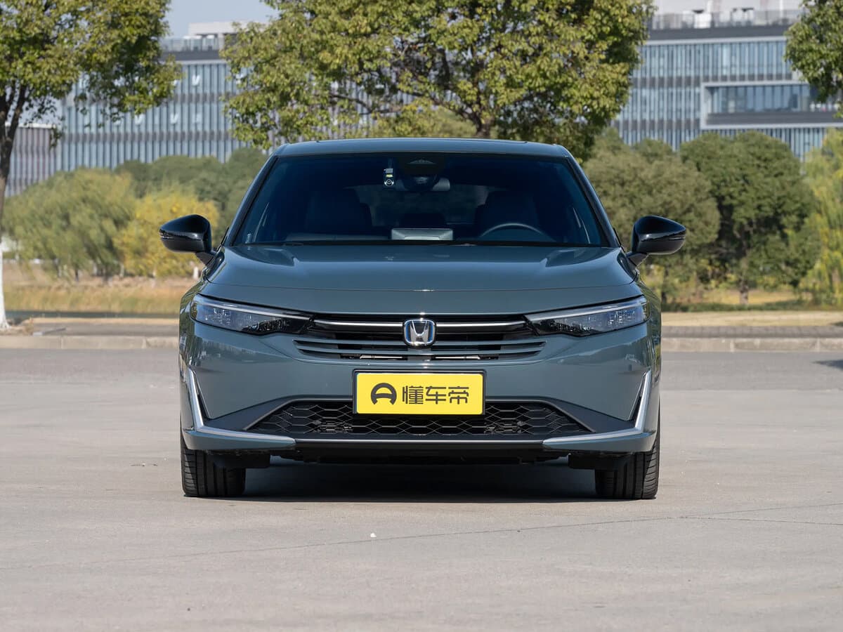 Honda Integra V Restayling — Öndən