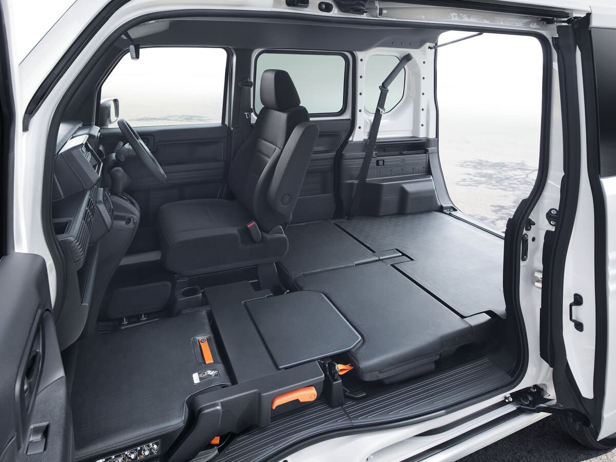 Honda N-VAN 2018 – indiyədək — Salon, öndən