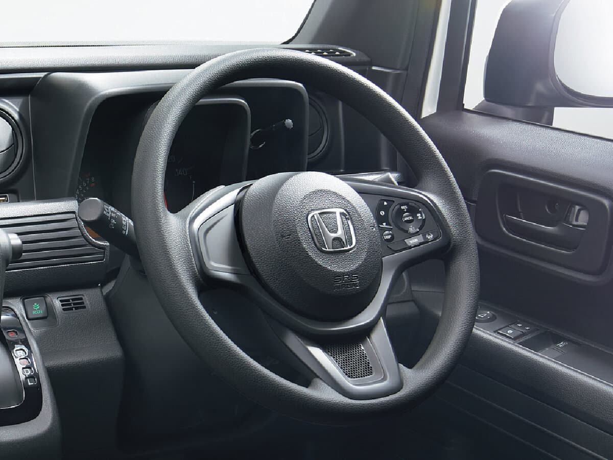 Honda N-VAN 2018 – indiyədək — Sükan