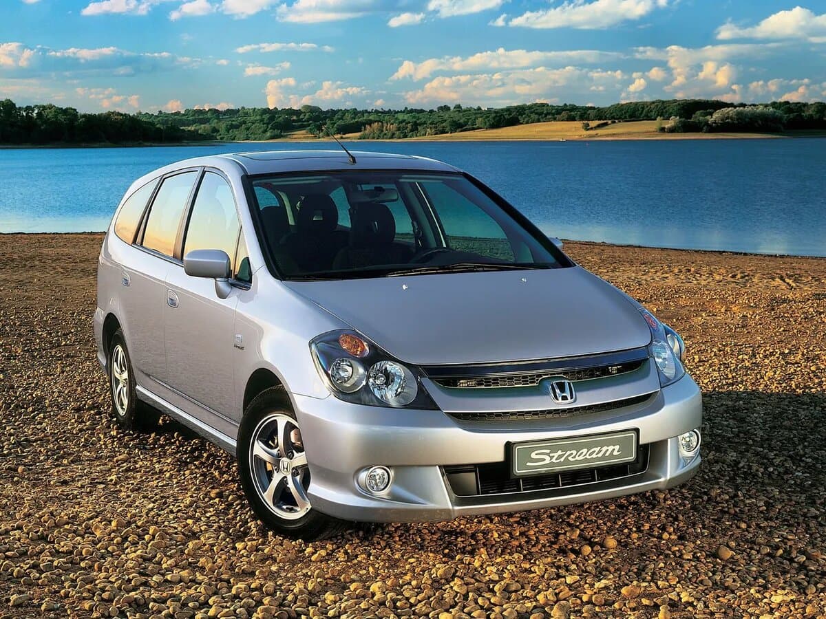 Honda Stream I Restayling — Öndən