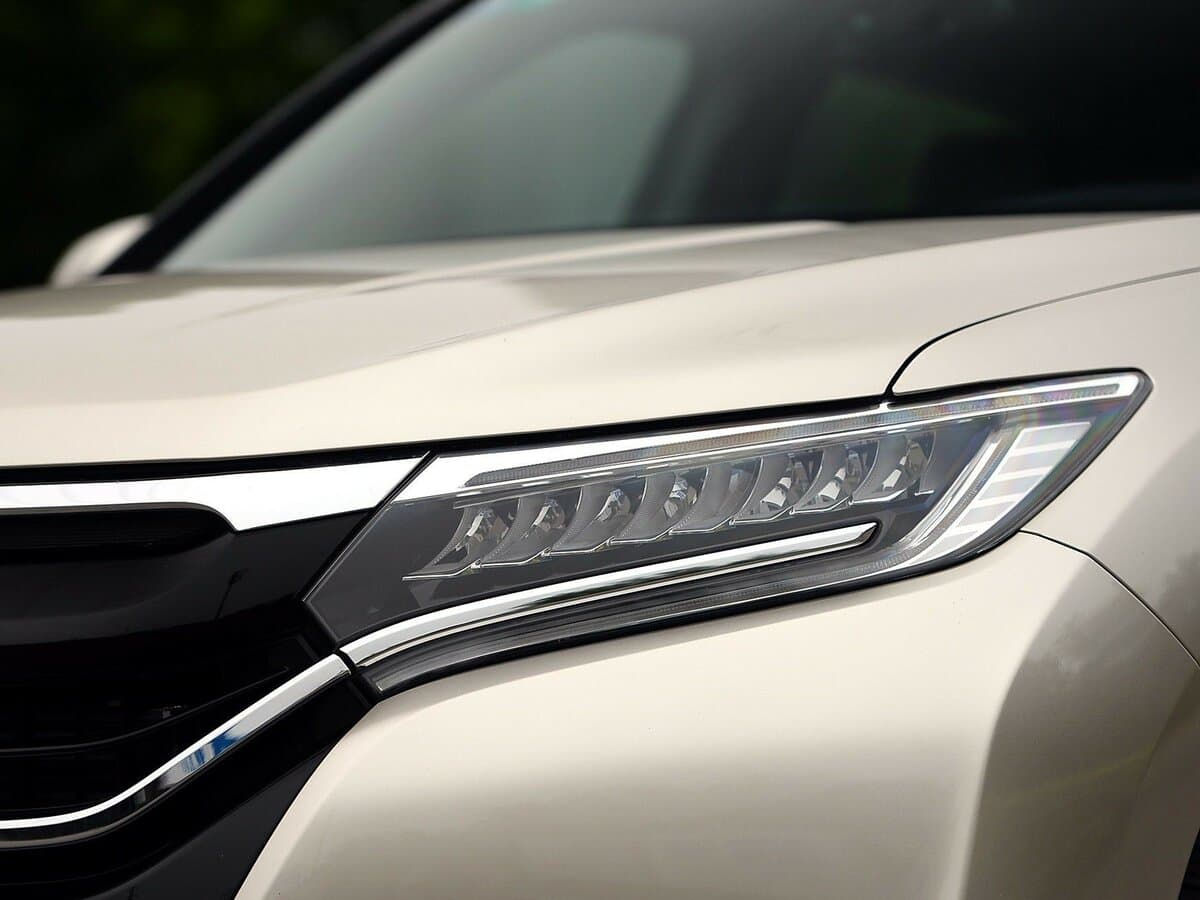 Honda UR-V I — Fara