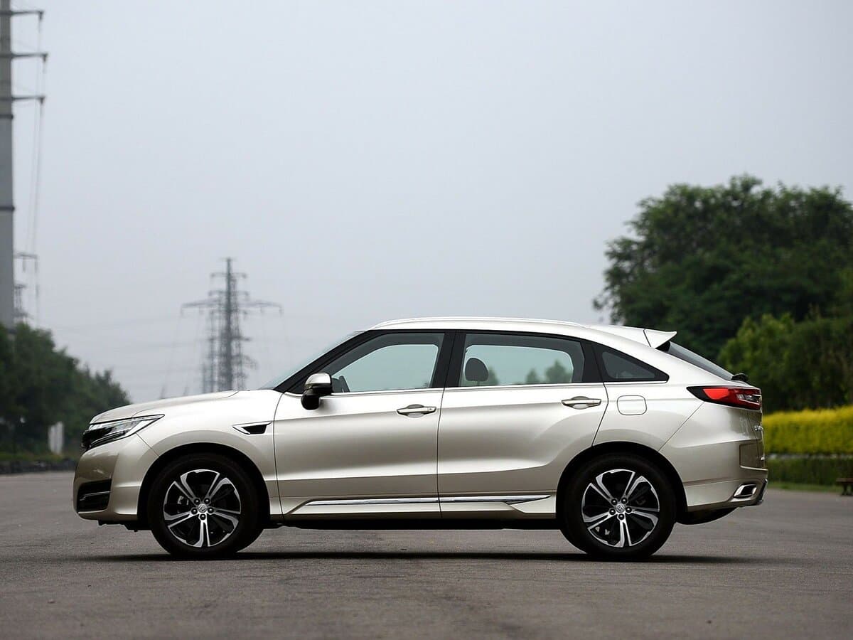 Honda UR-V I — Yandan