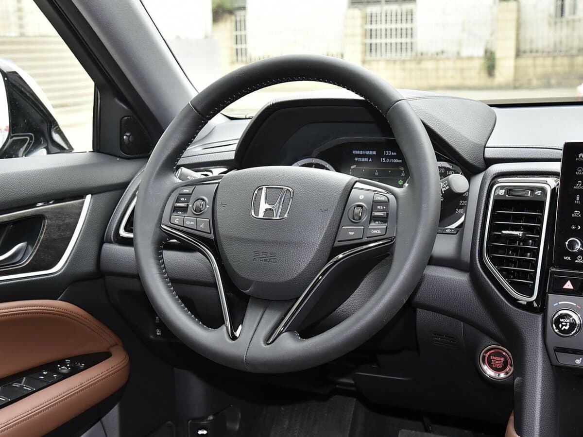 Honda UR-V I Restayling — Sükan
