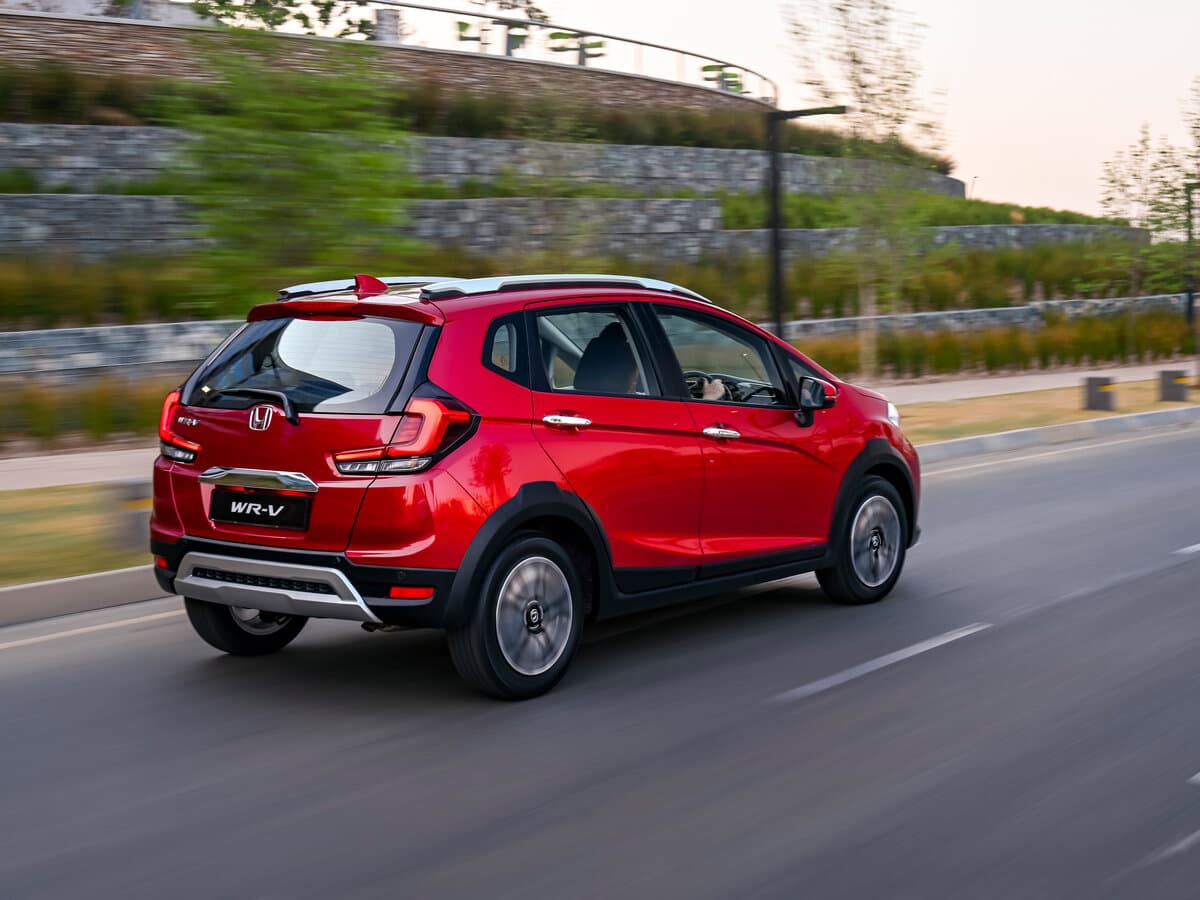 Honda WR-V I Restayling — 3/4 arxadan