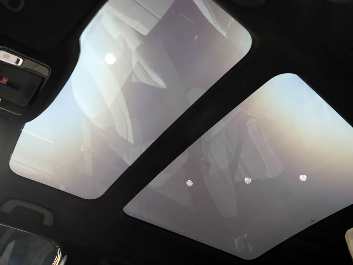 Honda Ye S7 2024 – indiyədək — Salon, öndən