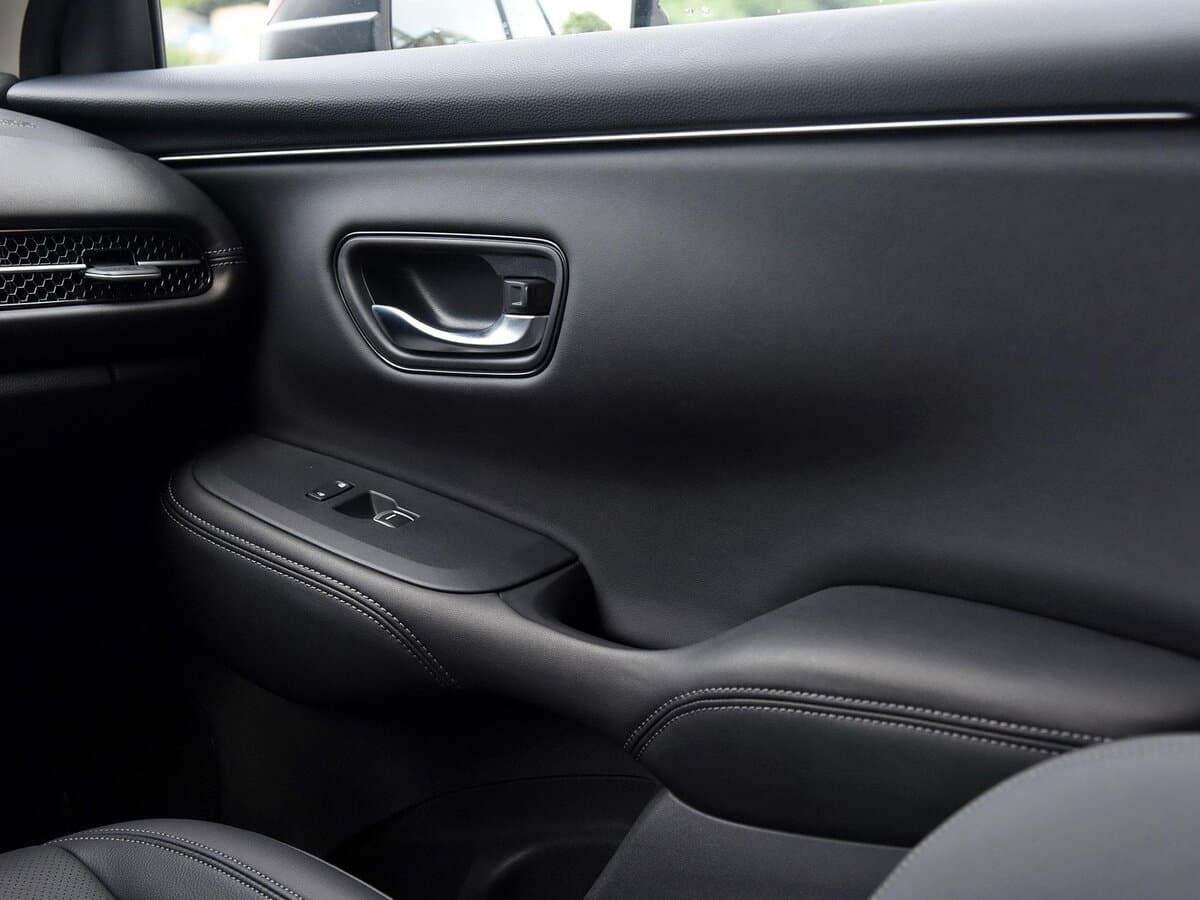 Honda ZR-V 2022 – indiyədək — Qapı