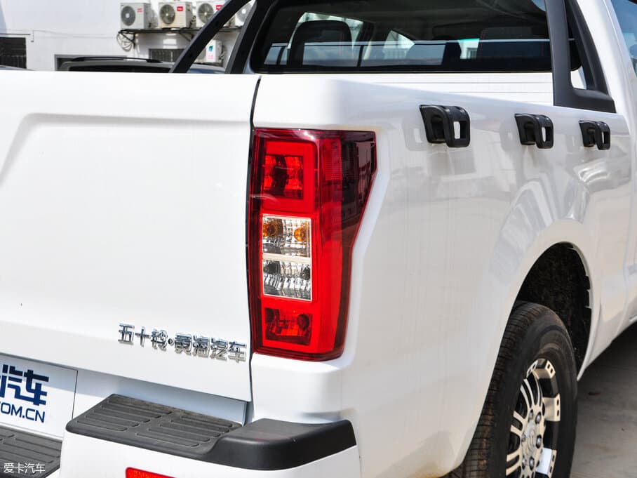 HuangHai N1 2014 – indiyədək — Detal