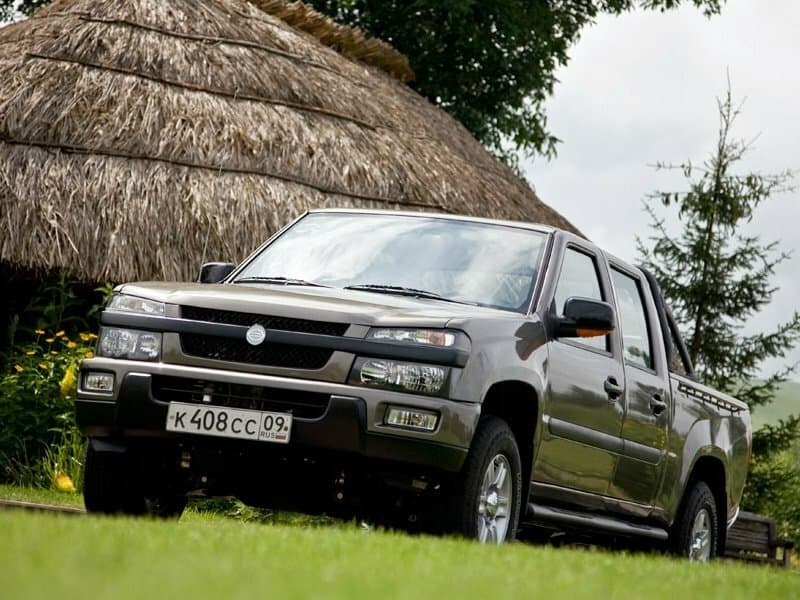 HuangHai Plutus 2007 – 2011 — öndən görünüş