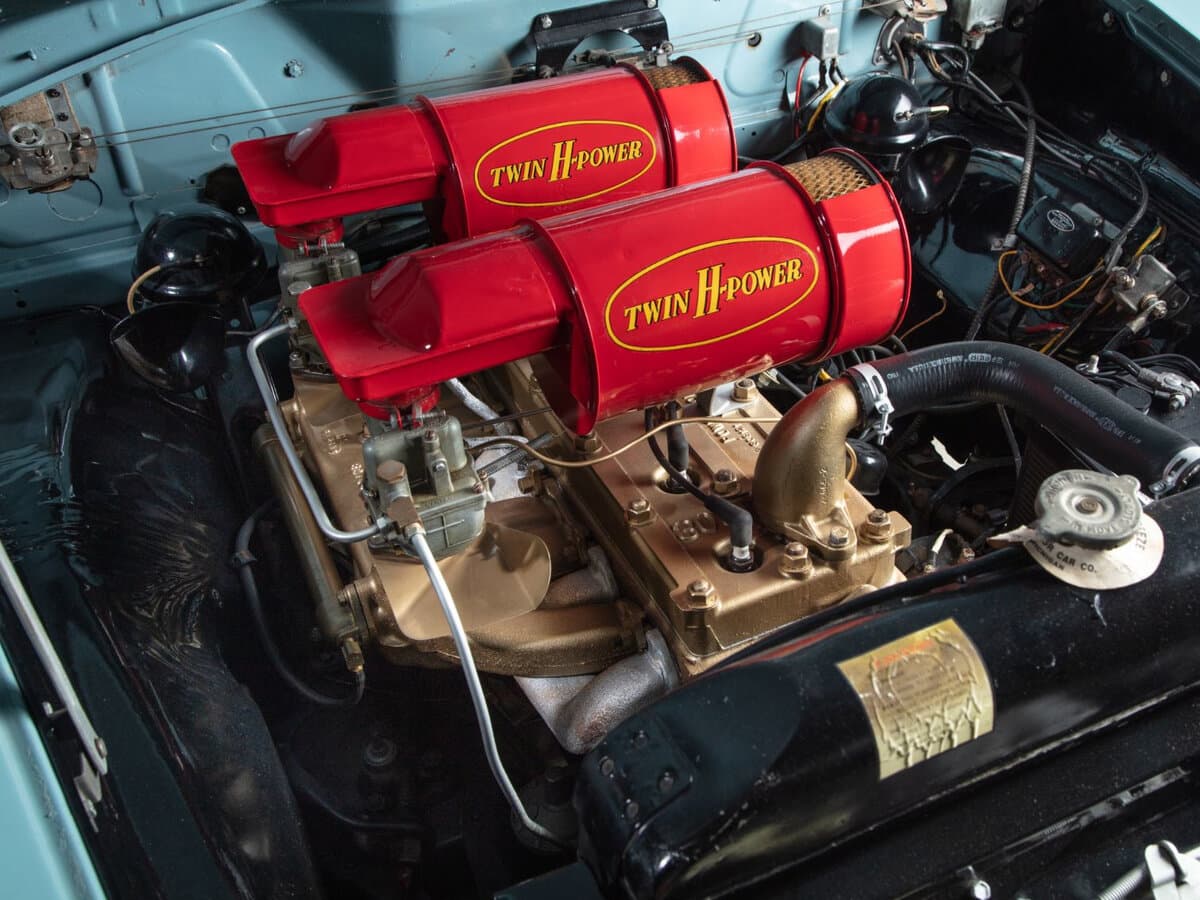 Hudson Hornet I — Salon, arxadan
