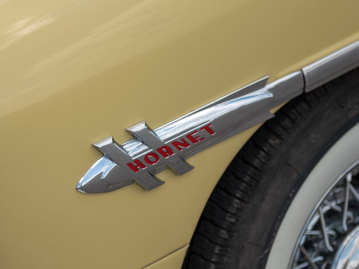 Hudson Hornet I — Salon, öndən